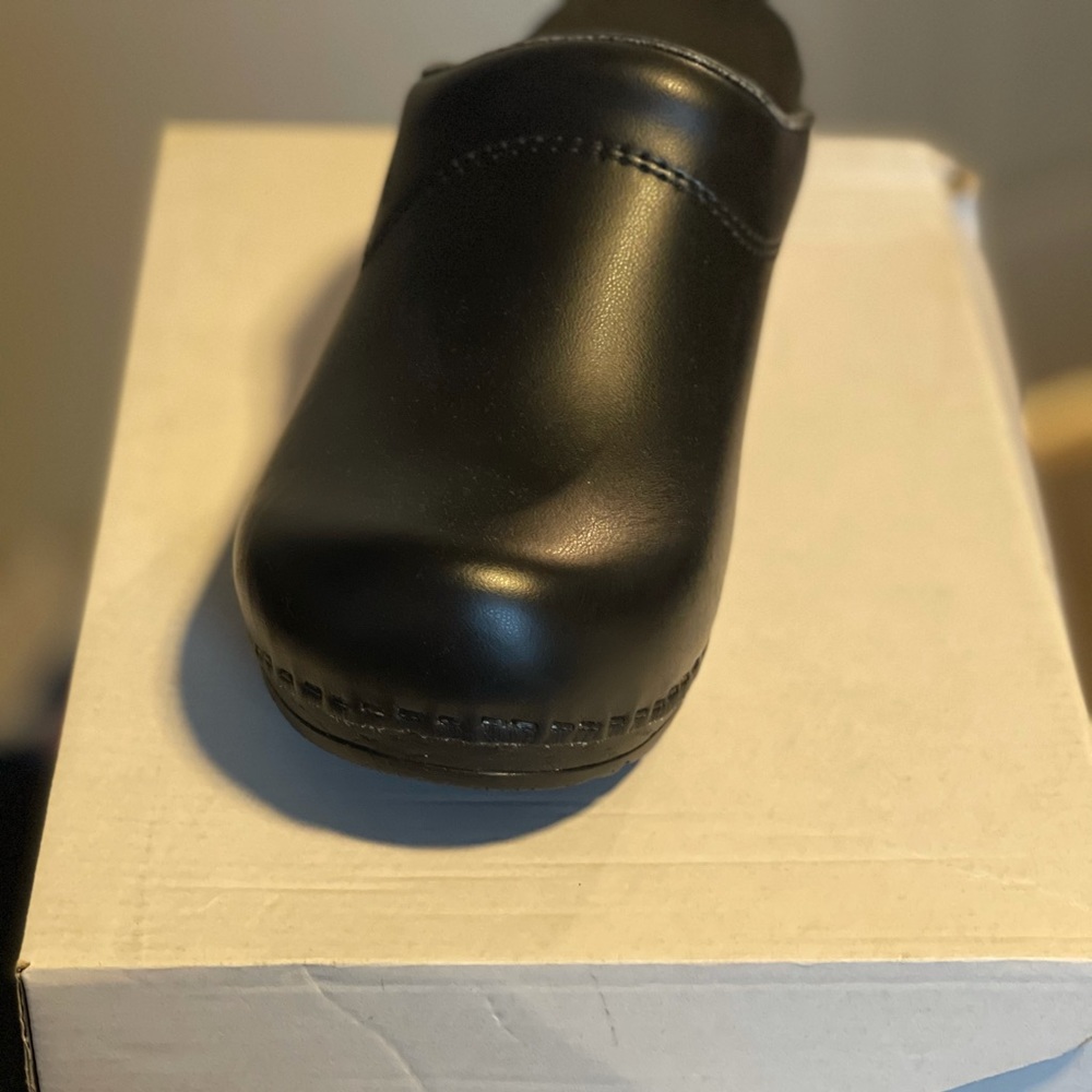 Clogs